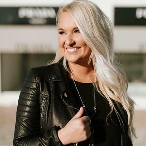 Meet your Posher, Rachel